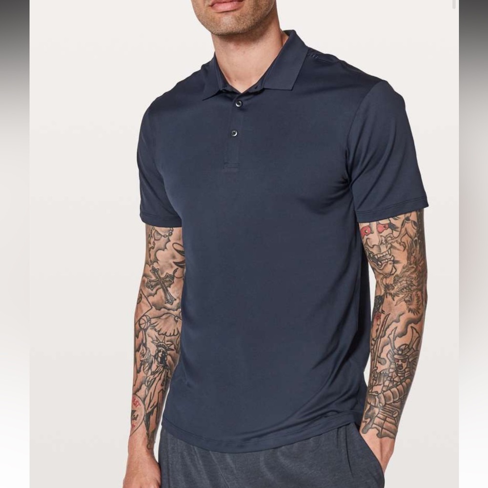 Lululemon Men’s Navy Blue Polo shirt size Large